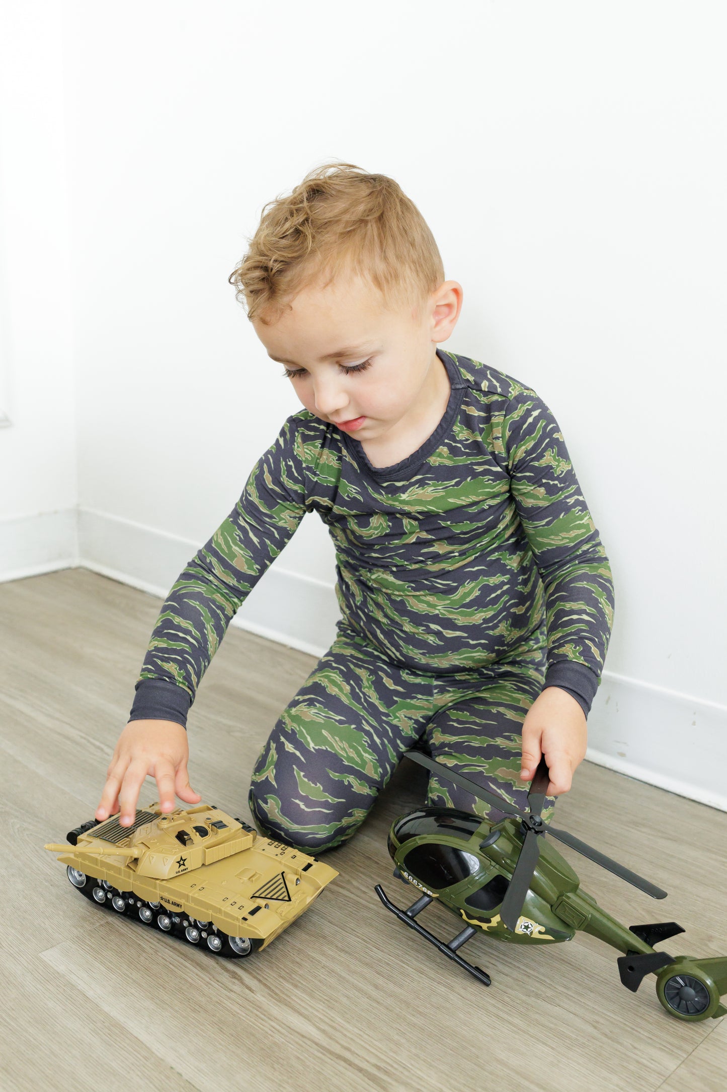 Tigger's Crazy Uncle 2-Piece Set